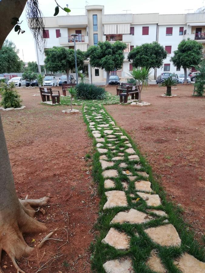 Vacanze In Puglia Pezze Di Greco Bagian luar foto